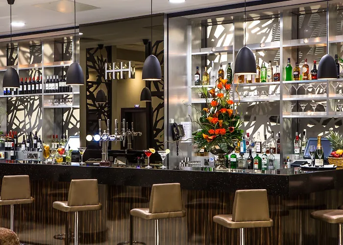 Heston Hyde Hotel