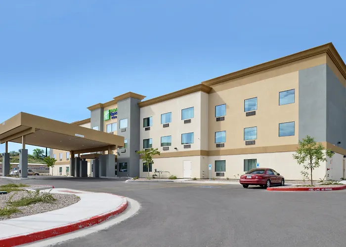 Holiday Inn Express & Suites Globe By Ihg