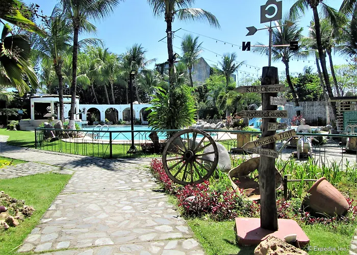 Country Village Hotel