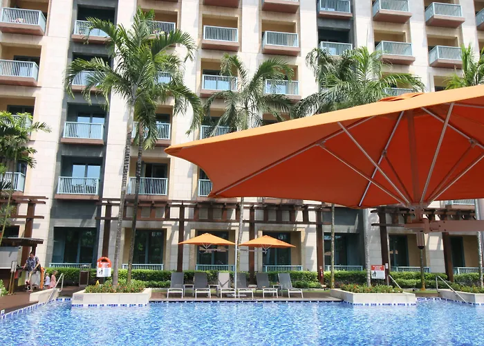 Resorts World Sentosa - Festive Hotel