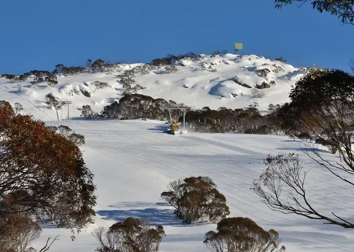 Smiggins Hotel & Chalet Apartments