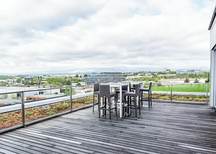 Discovery Hotel 3* Superior