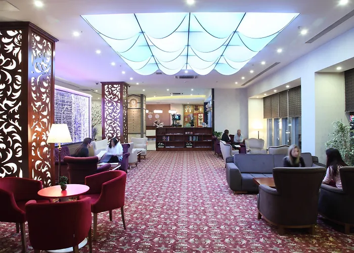 Hotel Senbayrak City