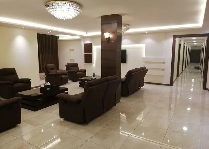 Seven Days Hotel