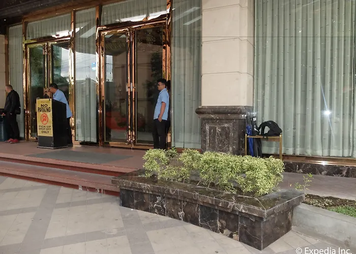 Central Park Tower Resort