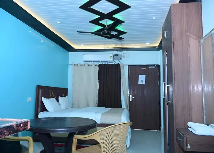 White Stay House