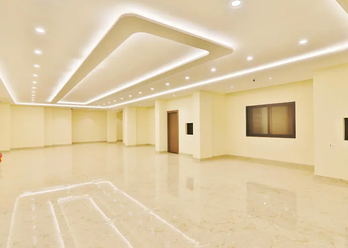 Hotel City Inn 2Min Walk To Gorakhnath Temple
