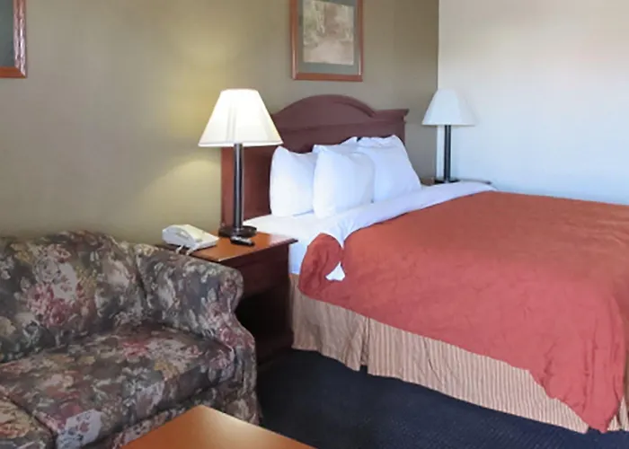 Rodeway Inn Walterboro I-95