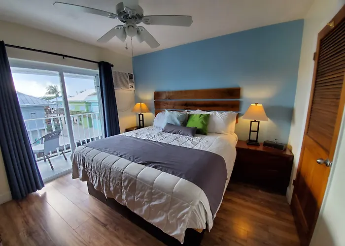 Knight'S Key Suites