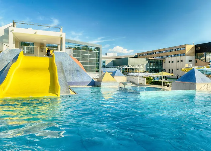 Hotel Aquacity Riverside