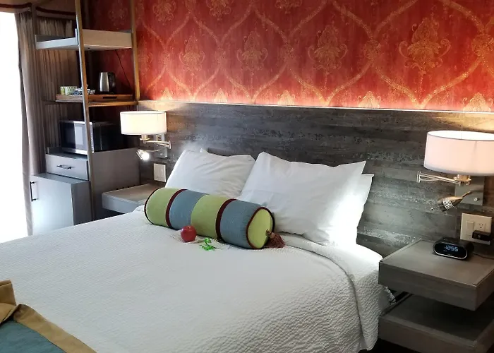 SenS Hotel&Vanne Bistro Berkeley