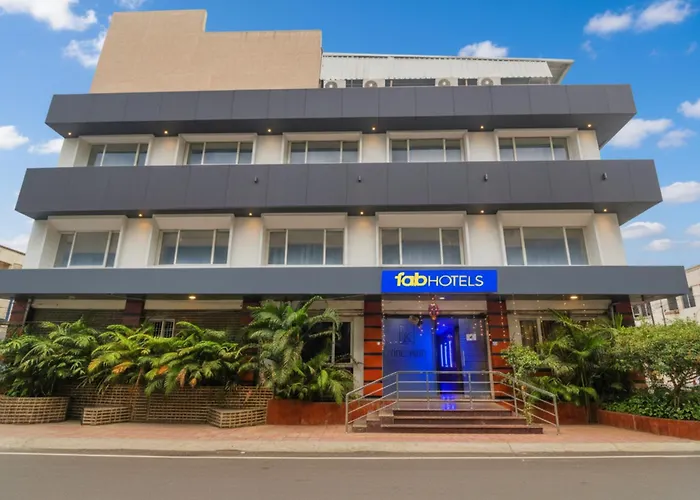 Fabhotel Keerthi'S Anupama - Nr Indira Gandhi Stadium