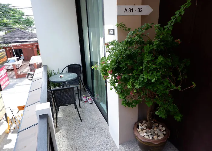 Kata Beachwalk Hotel&Bungalows