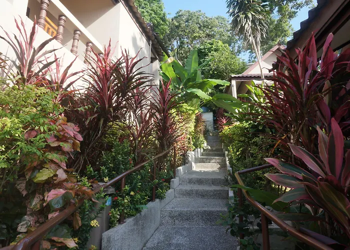 Kata Beachwalk Hotel&Bungalows