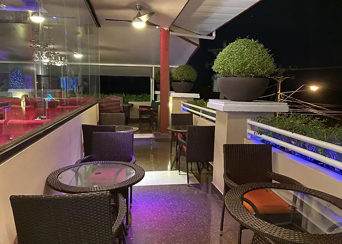 Grand Diamond Hotel Trinidad