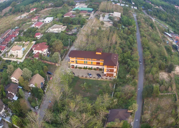 Baanlugchange Hotel โรงแรมบ้านลูกช้าง
