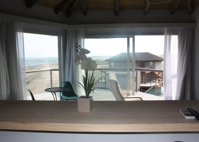 Maradentro Apart Hotel & Suites