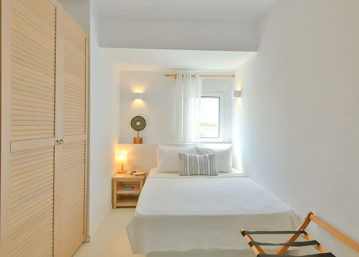 Dias Hotel