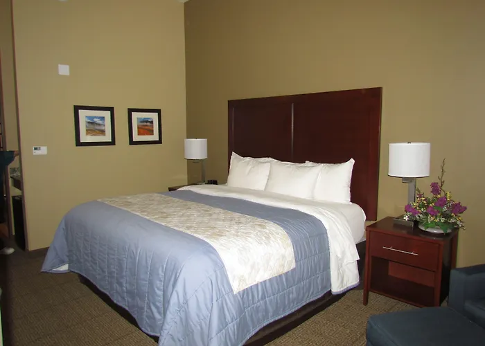 Heartland Inn And Suites
