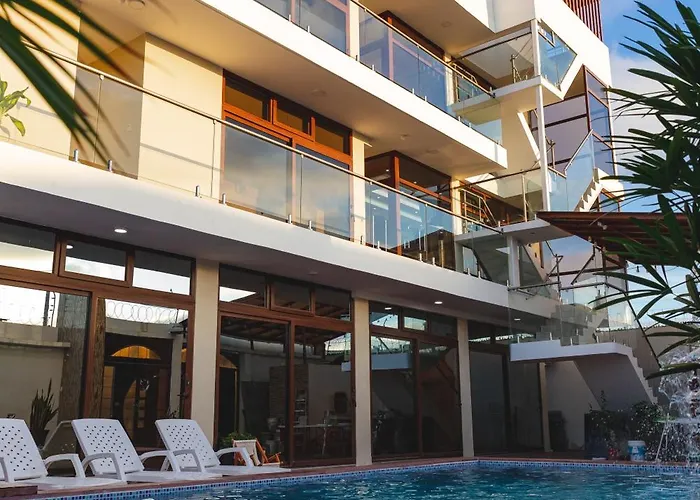 Yesimar Hotel