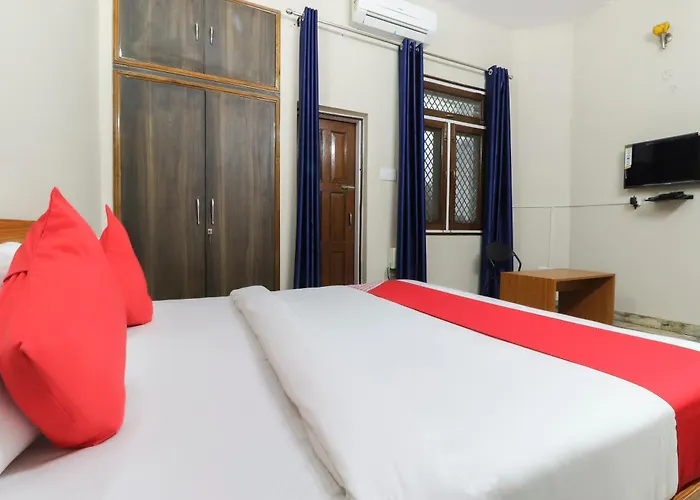 Trilok Inn