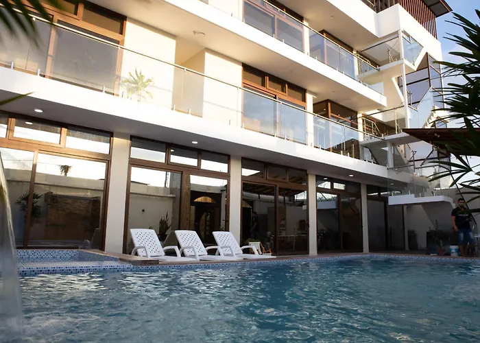 Yesimar Hotel