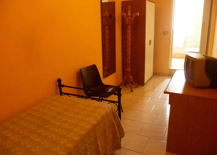 Hotel Pensione Romeo Bari