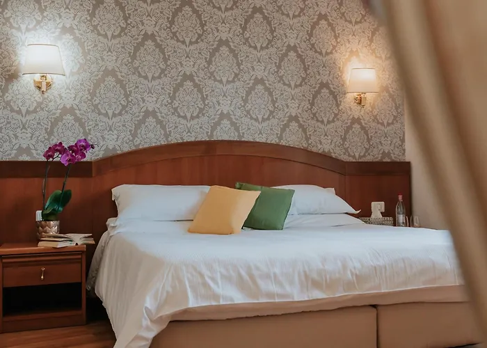 Hotel Flora Adult Only