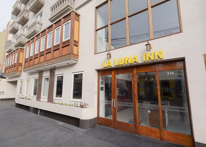 La Luna Inn