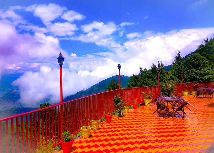 Hotel Himdhara, Near Mall Road Dalhousie