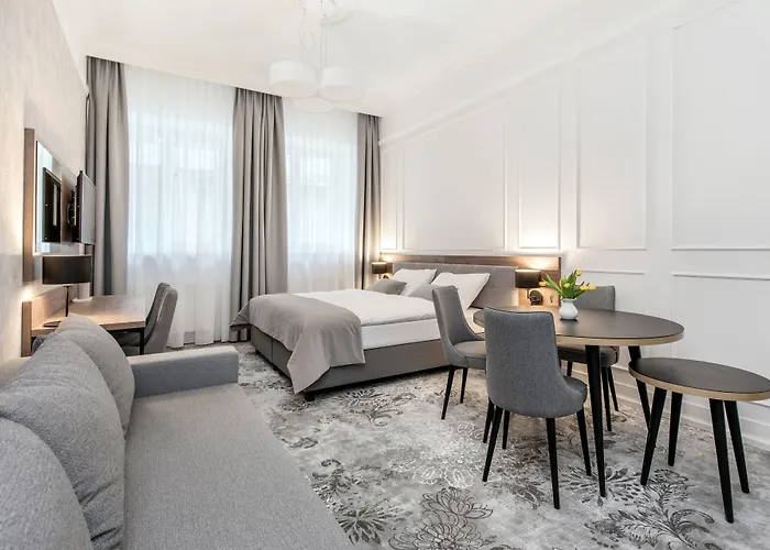 Vinfort Aparthotel - Krakow Old Town
