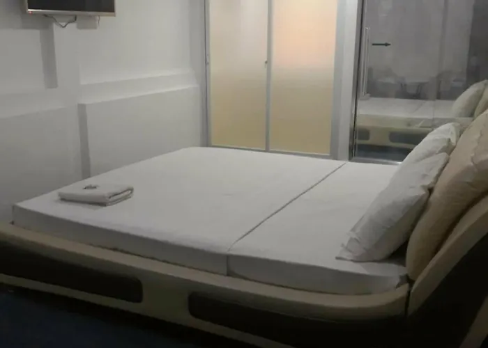 999 Hotel