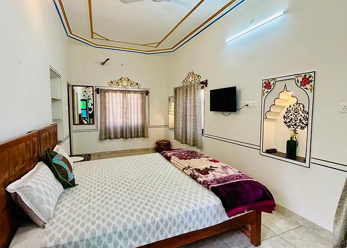 Hotel Tulsi Palace