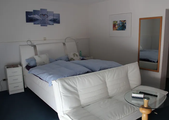 Hotel zum Goldenen Wagen