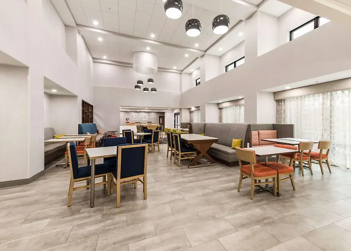 Hampton Inn & Suites Benton Harbor, Mi