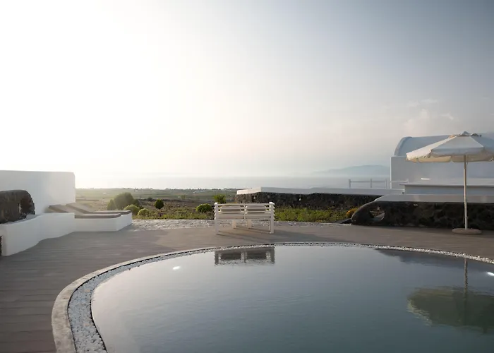 Danae Suites Santorini Oia 