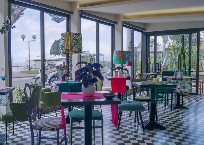 Seven Boutique Hotel