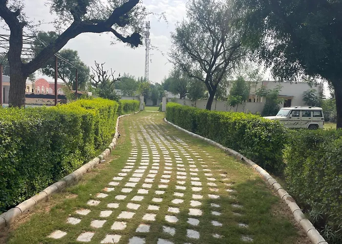 Hotel Ajitgarh