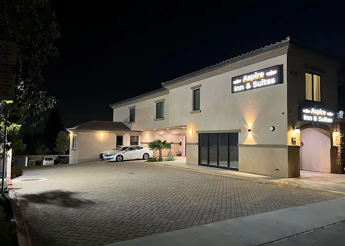 ASPIRE INN&SUITES Orange