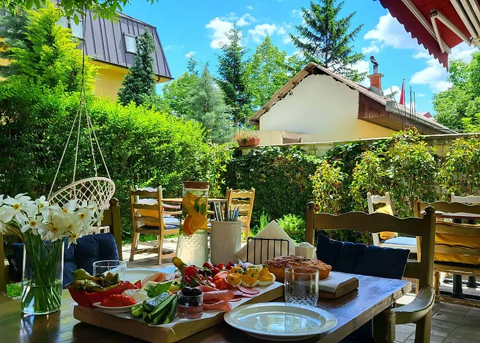 Grand Boutique Hotel