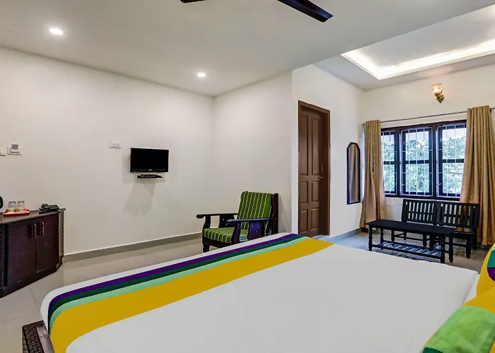Itsy Hotels Regalia Grand, 500 Mtrs From Madikeri Fort