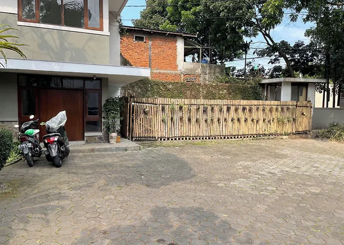 Hotel Gegerkalong Asri