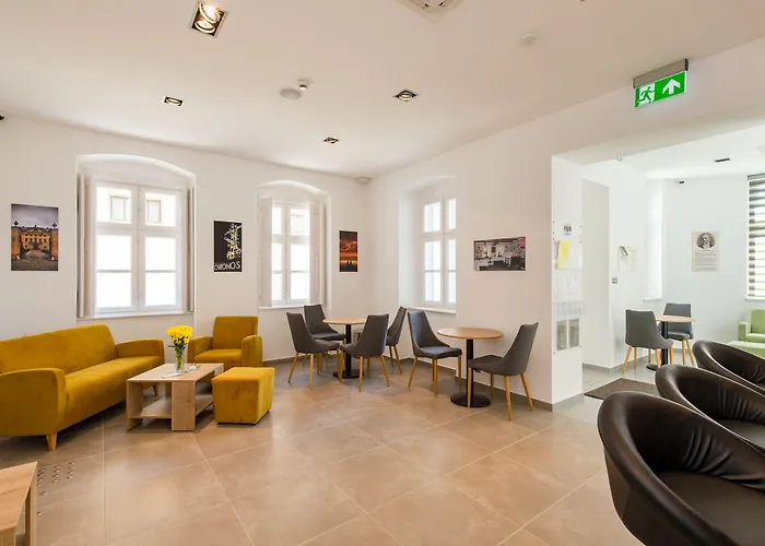 Pilvax Hotel Superior Kalocsa