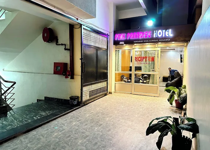 Hotel Pink Paradise