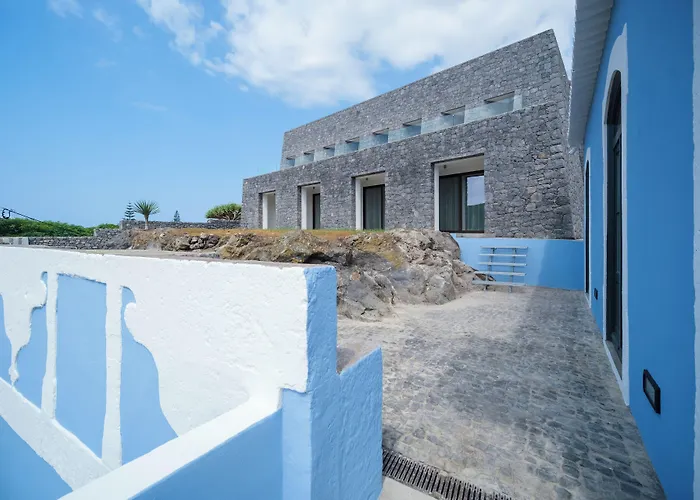 Azores Book Hotel
