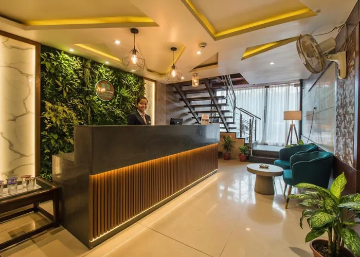 The Avenue Hotel & Banquet Near Bhopal Junction