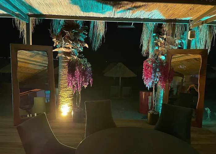 Grand Cennet Beach Hotel