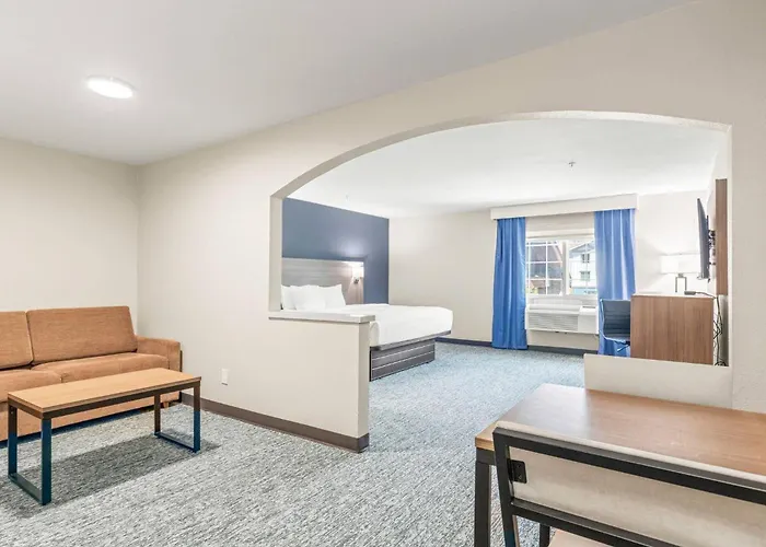Quality Inn & Suites On The River