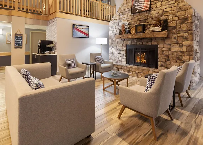 Americinn By Wyndham Douglas/Saugatuck