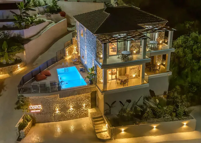 Onar Luxury Suites Parga